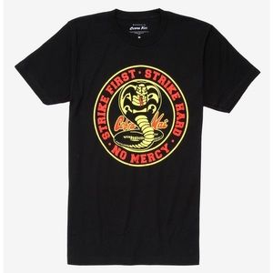 Cobra Kai t-shirt 🐍🥋💥